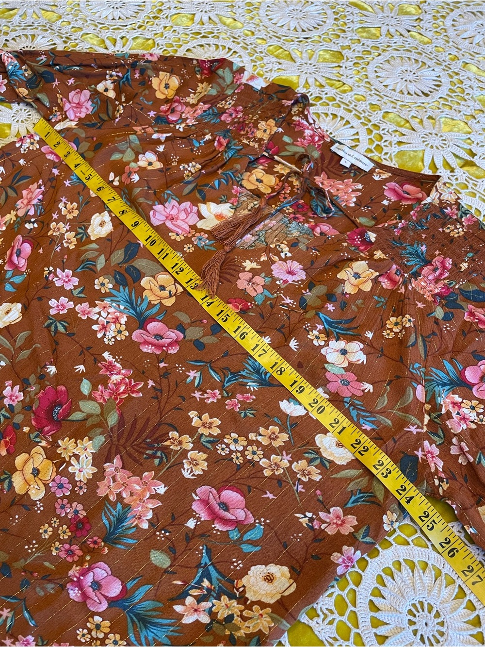 5 for $50 Anthropologie floral boho top - Picture 8 of 8